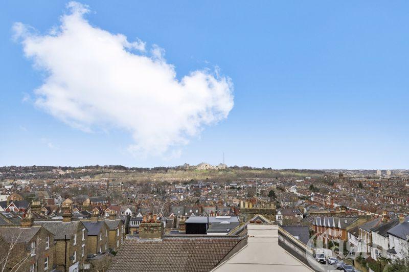 Dashwood Road, N8 4 bed £1,250,000