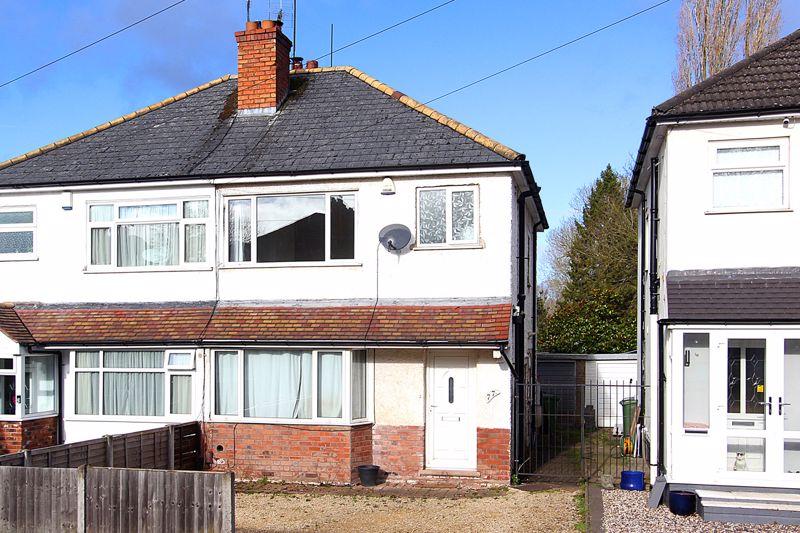 TETTENHALL WOOD, The Crescent 3 bed semidetached house £199,950
