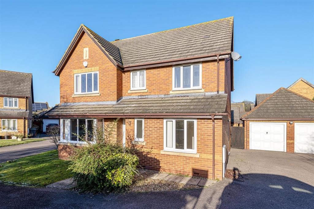 Gower Drive, Biddenham, Bedford 4 bed detached house for sale £560,000