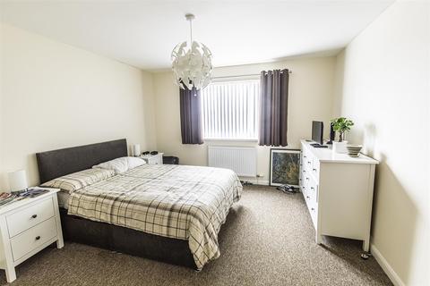 52 Glenfields Road, Haverfordwest, SA61 1EB