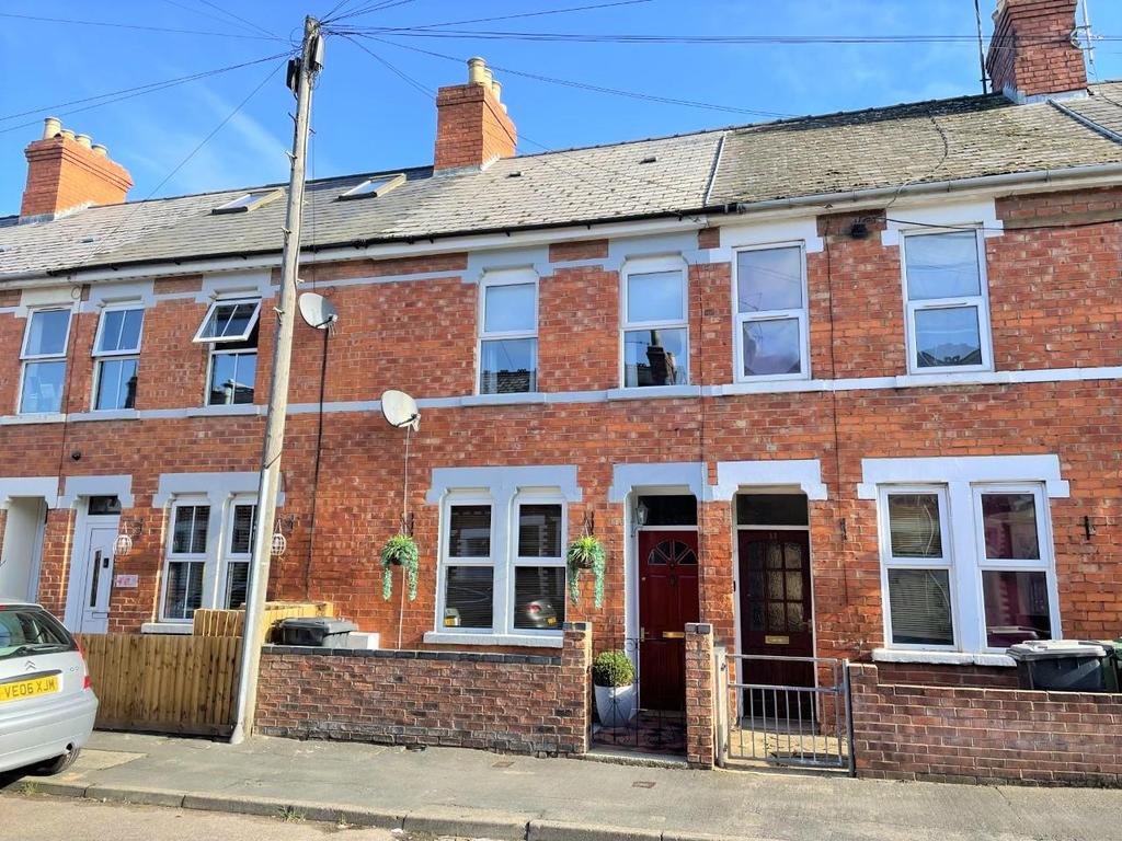 Cecil Road, Gloucester 2 bed terraced house £200,000