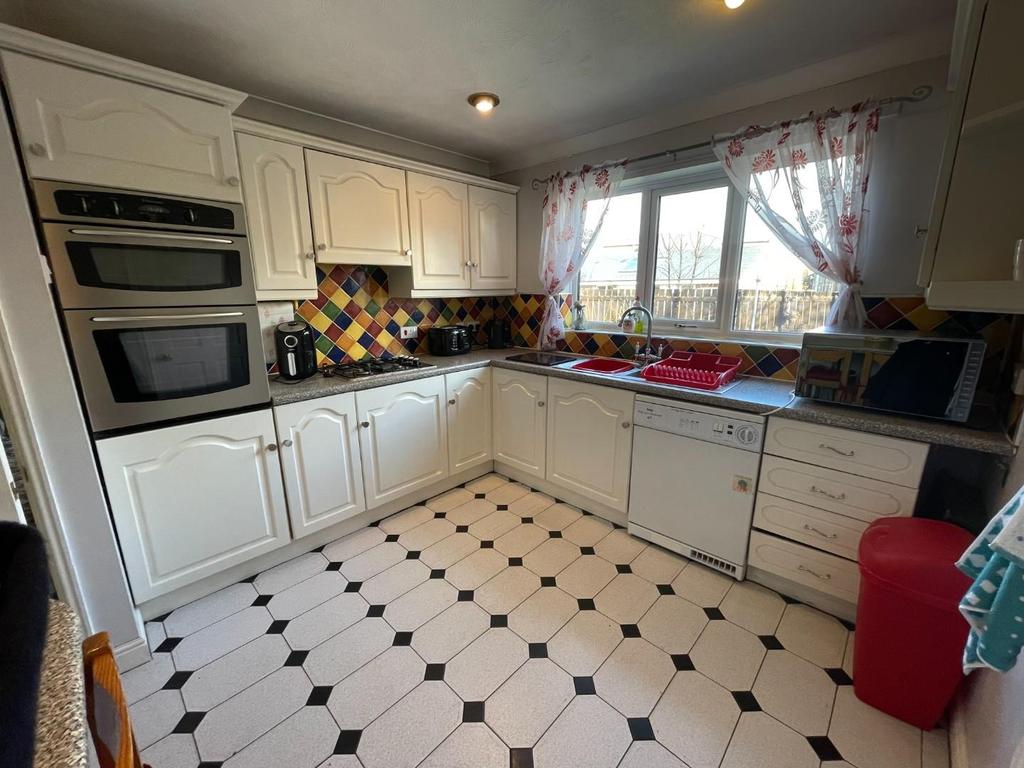 Windsor Court, Shildon 3 bed detached bungalow £205,000