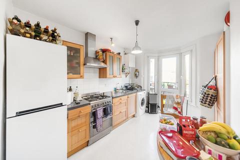 215b Railton Road, London, SE24 0LX