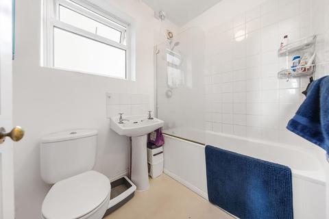 215b Railton Road, London, SE24 0LX