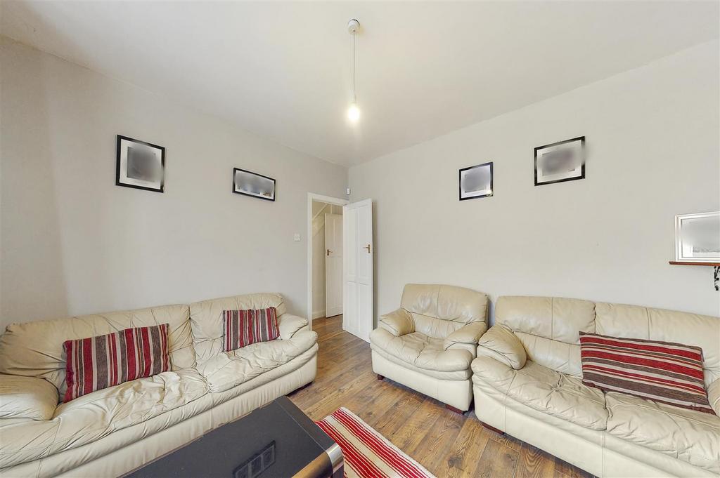 Monks Park, Wembley 3 bed semidetached house for sale £635,000