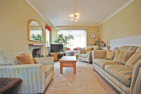 7 Leyfields, Rayne, Braintree, CM77 6TT