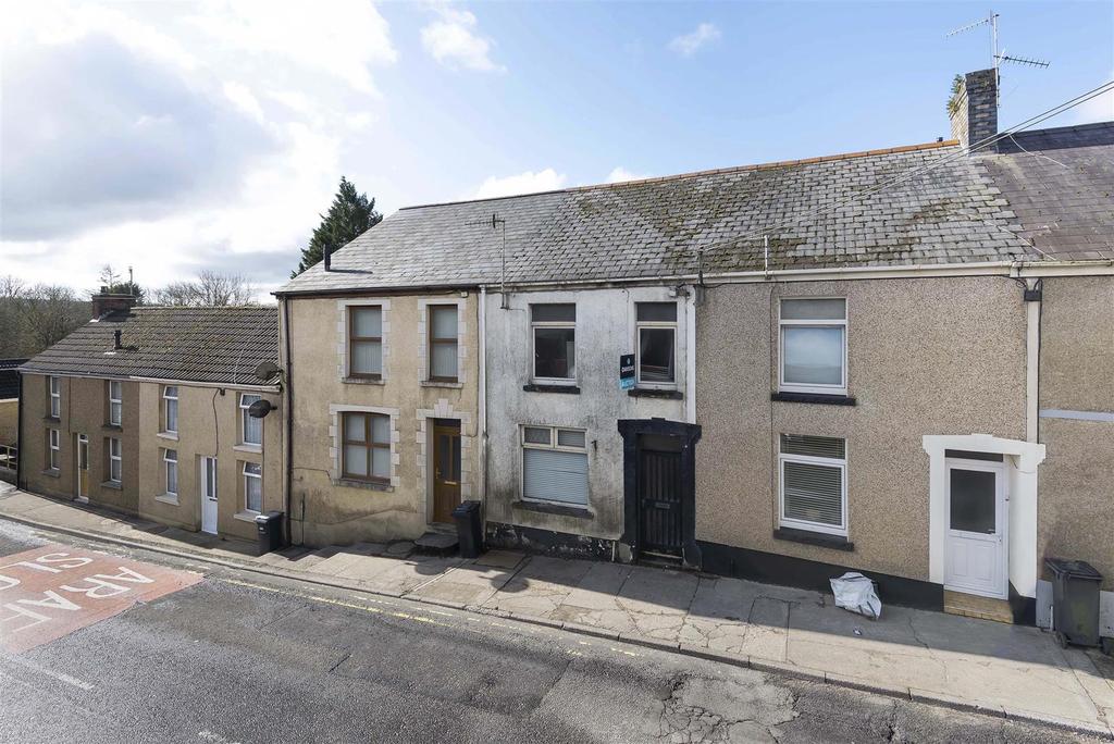 Commercial Road, Pontardawe, Swansea 2 bed terraced house £70,000