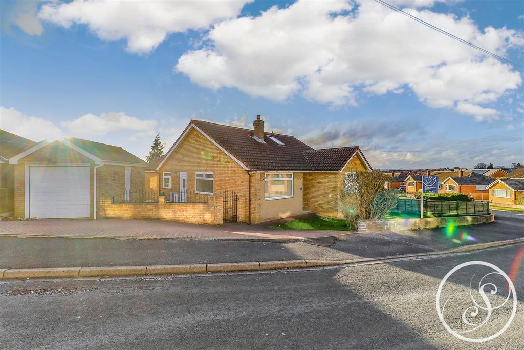 Templegate Road, Leeds 4 bed detached bungalow £435,000