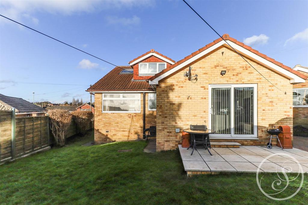 Templegate Road, Leeds 4 bed detached bungalow £435,000