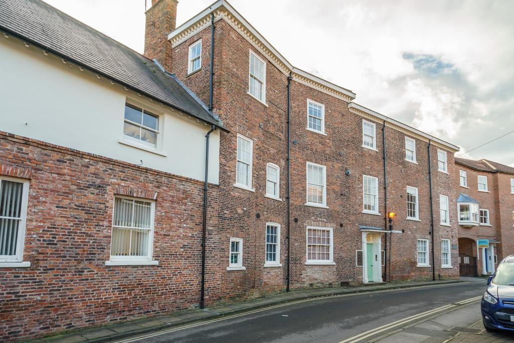 Trinity Court, Trinity Lane, York 2 bed apartment £290,000