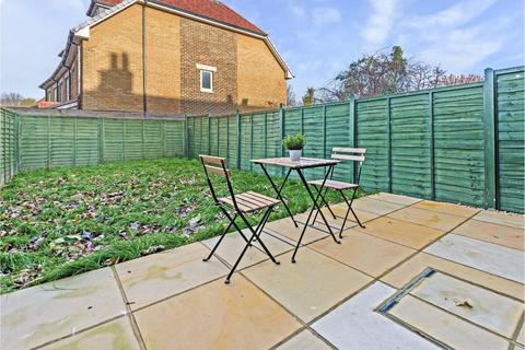 10 Firbank Road, London, SE15 2DD