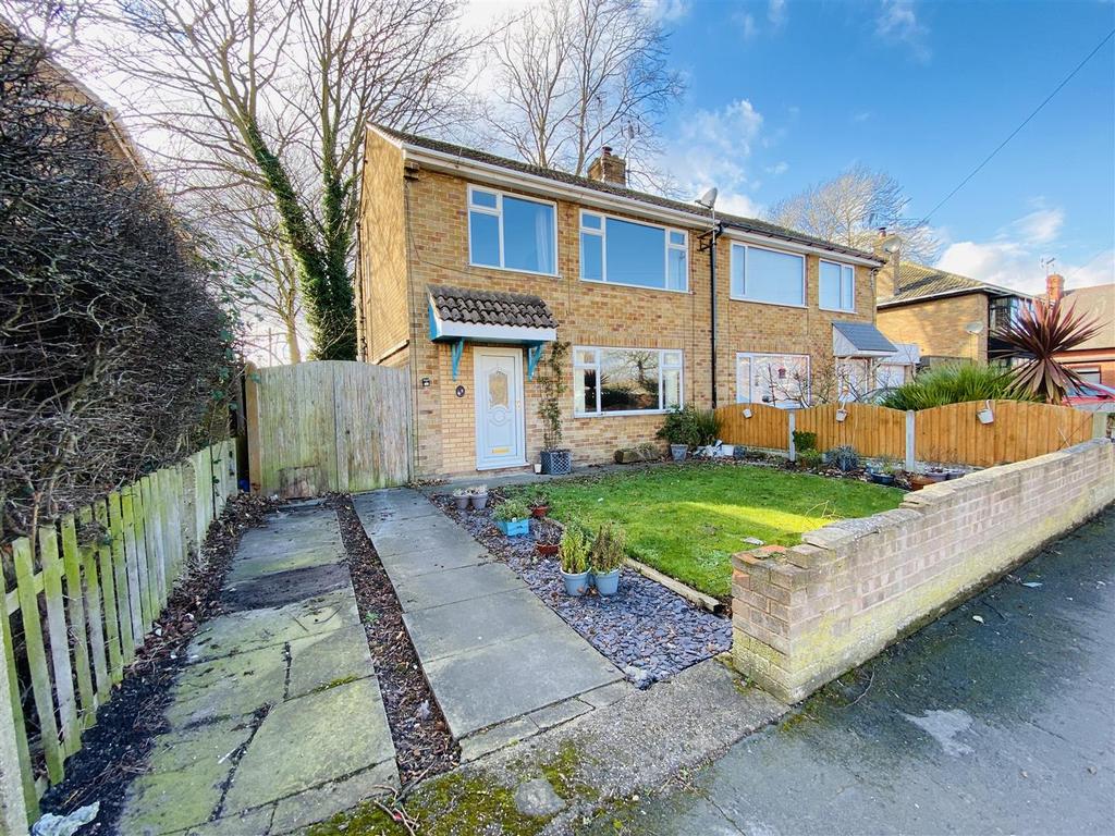 Inglenook Drive, Thorne, Doncaster 3 bed semidetached house £140,000