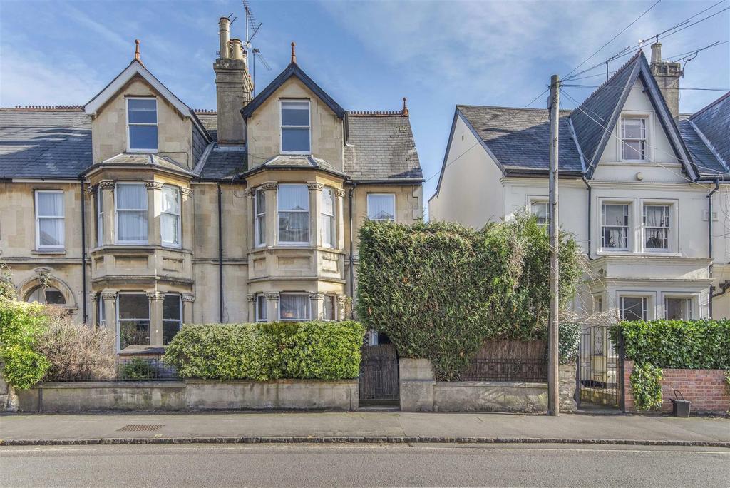 Eldon Road, Reading 5 bed semidetached house £675,000