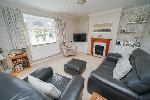30 Brooklands Drive, Leighton Buzzard, LU7 3PD