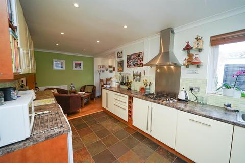 30 Brooklands Drive, Leighton Buzzard, LU7 3PD