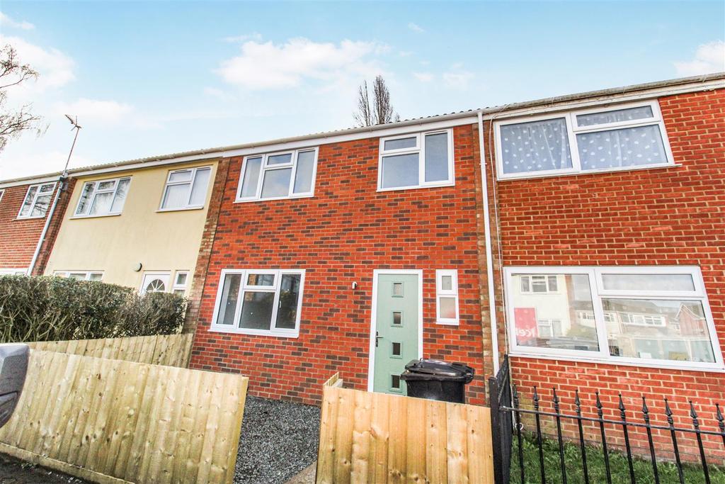 Highfield, King's Lynn 3 bed terraced house £190,000