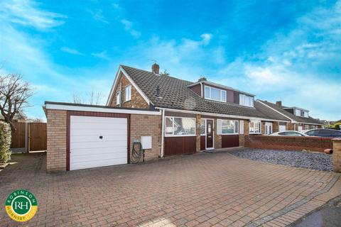 16 Thompson Drive, Hatfield, Doncaster, DN7 6JX