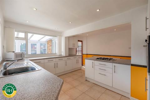 16 Thompson Drive, Hatfield, Doncaster, DN7 6JX