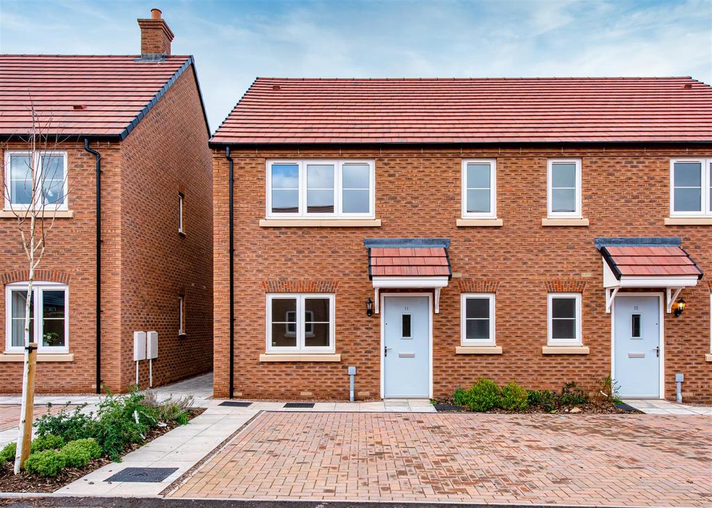 11 Shepherds Fold, Engleton Lane, Brewood, Stafford 3 bed semidetached