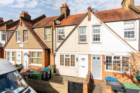 21 Draycot Road, Surbiton, KT6 7BL