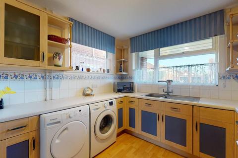 34 Foster Way, Deal, CT14 9QP
