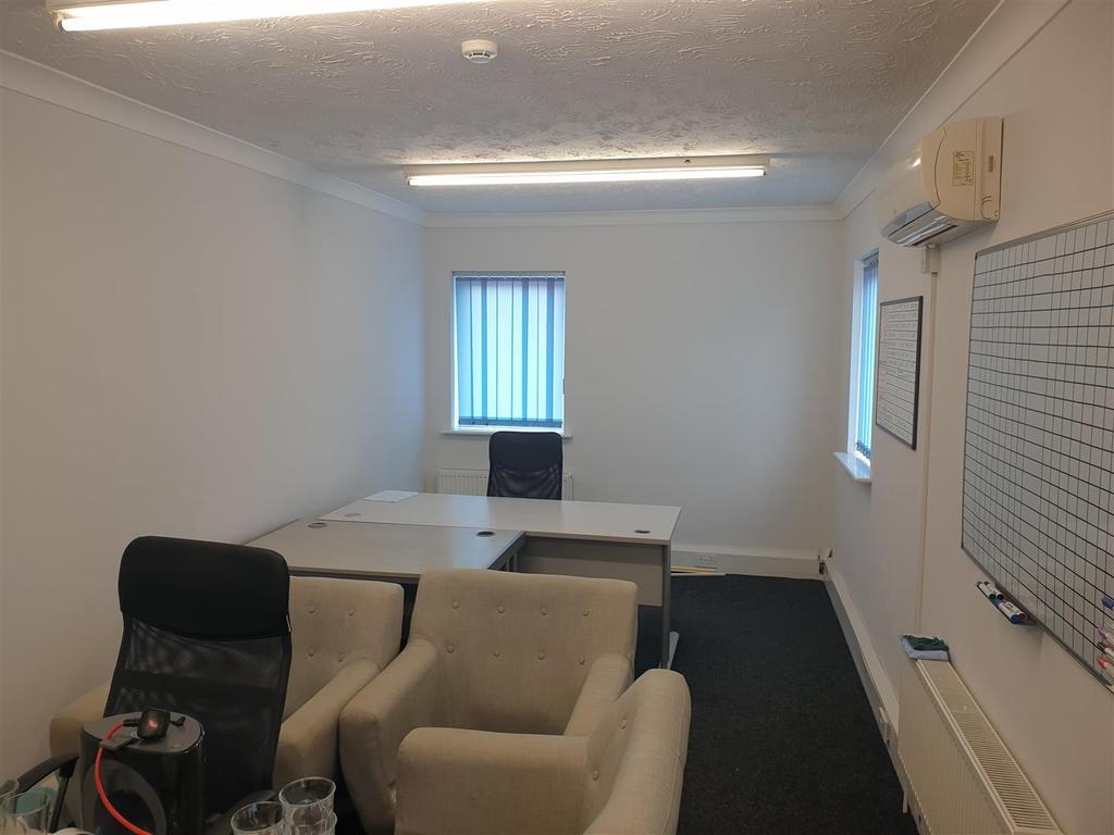 Office7.jpg