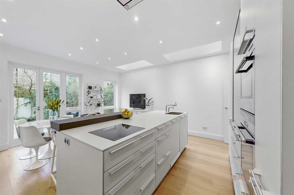 Westhorpe Road, Putney 4 bed terraced house £1,750,000