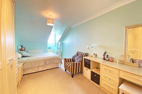 3 bedroom apartment for sale, Liverpool Road, Southport