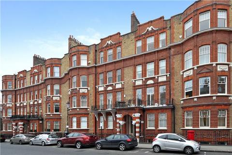 Wynnstay Gardens, London, W8