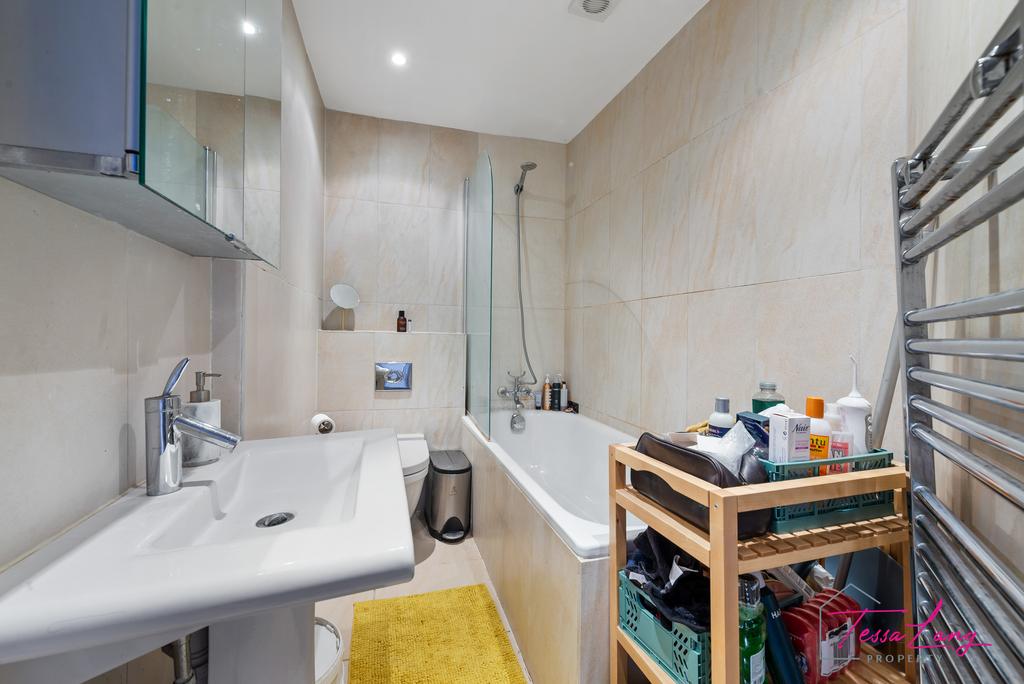 Second Floor Family Bathroom