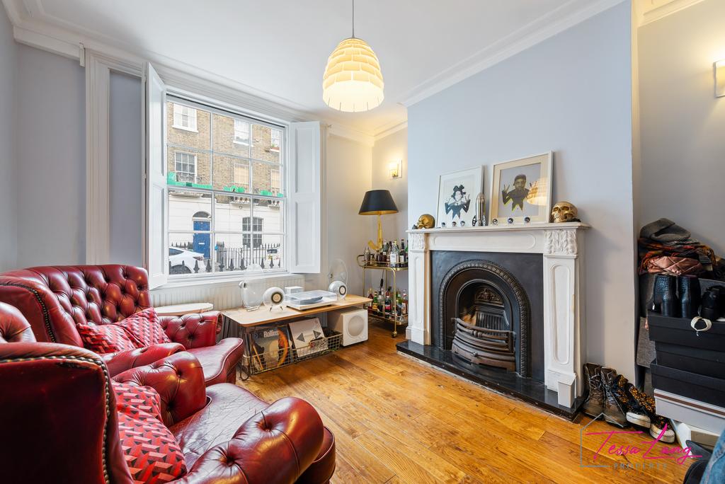 Ground Floor Double Bedroom with Period Features