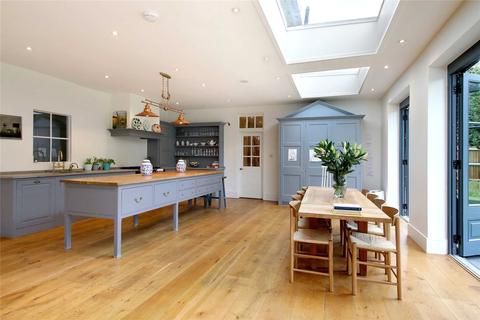 18 Grove Road, Beaconsfield, HP9 1UP