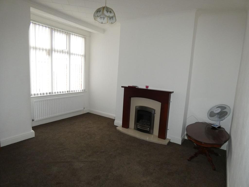 Kensington Road, Oxbridge, Stockton, StocktononTees, TS18 4DQ 2 bed