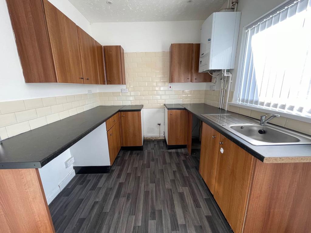 Burt Avenue, North Shields. NE29 7HL 3 bed terraced house £650 pcm (£