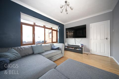 38 Bushmead Road, Luton, LU2 7EU