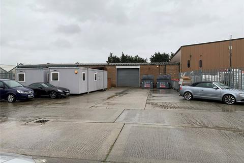 Warehouse to rent - Shannon Way, Canvey Island, Essex, SS8