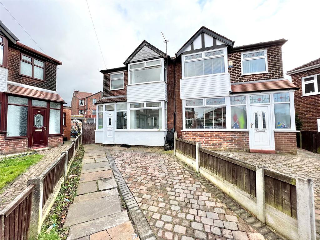Brendon Avenue, Reddish, Stockport, SK5 3 bed semidetached house £