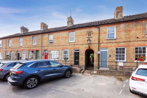 6 Sunbury Road, Eton, Windsor, SL4 6BA