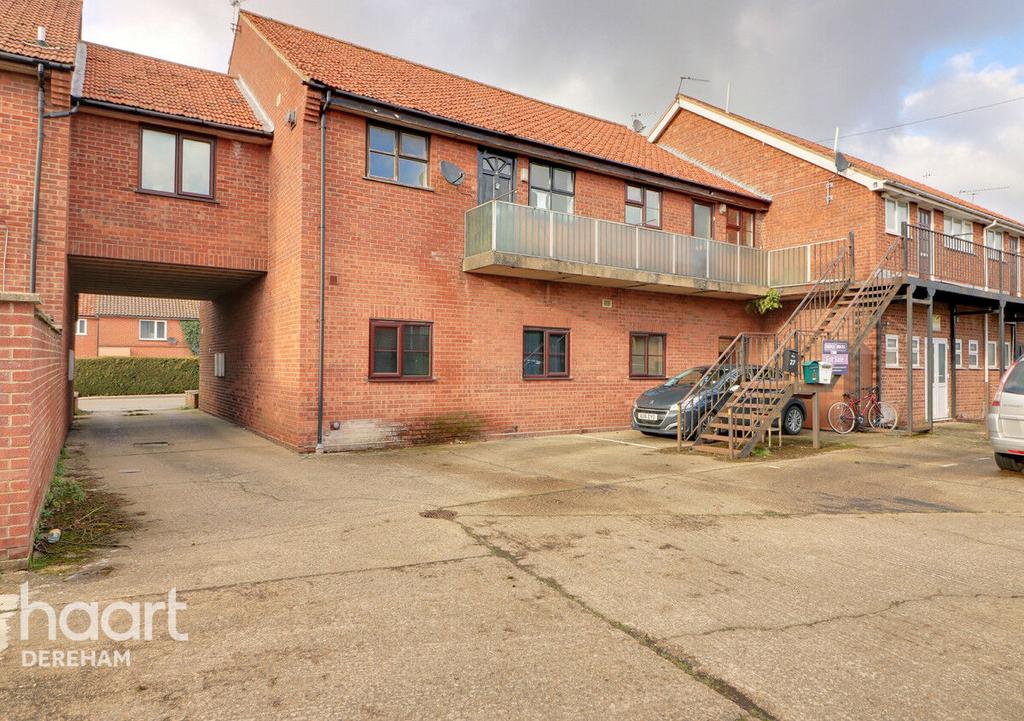 Chapel Street Flats, Shipdham 2 bed flat £85,000