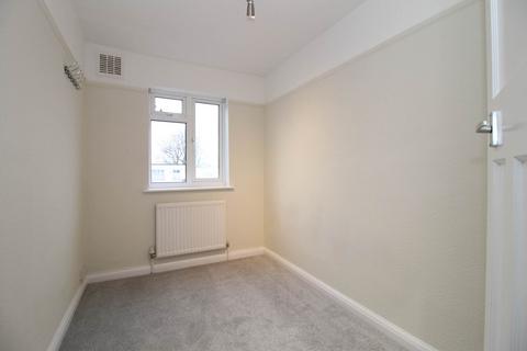 undefined, Stonecot Hill, Sutton