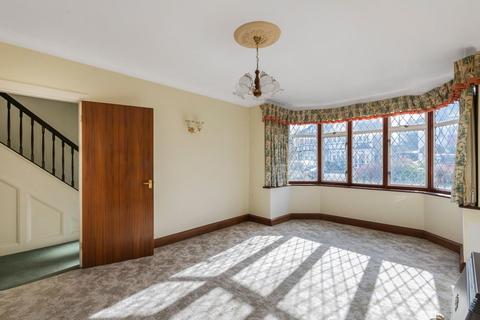 9 The Mead, West Wickham, BR4 0BA