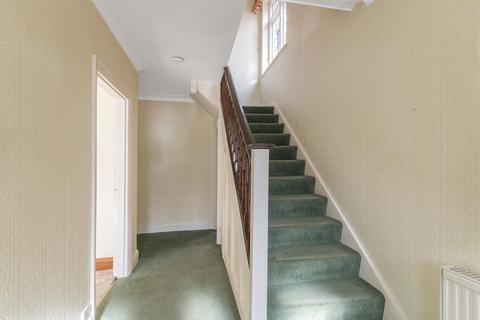 9 The Mead, West Wickham, BR4 0BA