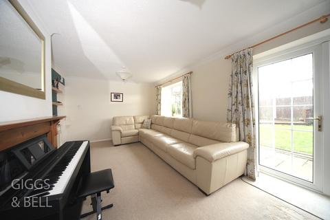 35 Claydown Way, Slip End, Luton, LU1 4DU