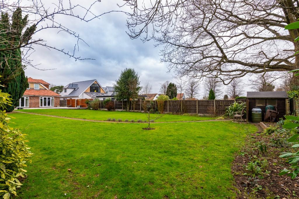 Bredhurst Road, Wigmore 4 bed detached house £825,000