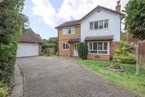 28 Northfield, Lightwater, GU18 5YR