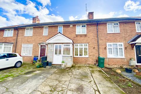 40 The Meads, Edgware, HA8 9HA