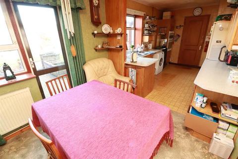 46 Bell Road, Coalpit Heath, Bristol, BS36 2SE