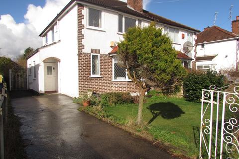 18 Crossgate Avenue, Manchester, M22 8AW