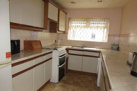18 Crossgate Avenue, Manchester, M22 8AW