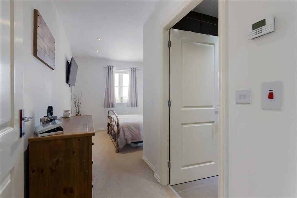Bedroom One (3)
